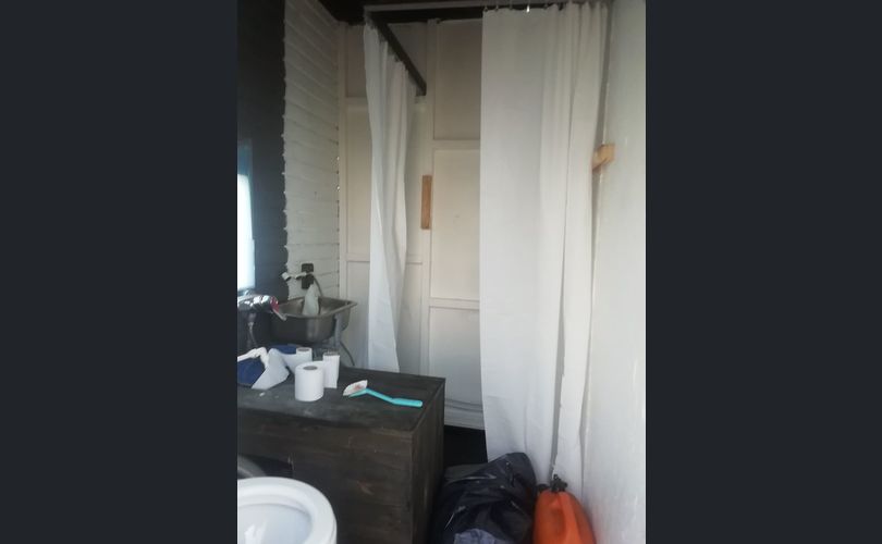 Omavalmiste Asuntovene/lautta-kuva-9